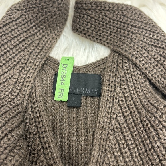 INTERMIX cropped sweater tank - Picture 2 of 2
